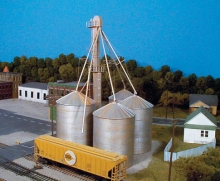 628-407 HO GRAIN ELEVATOR 90'