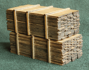 292-113318 HO LUMBER LOAD 14'