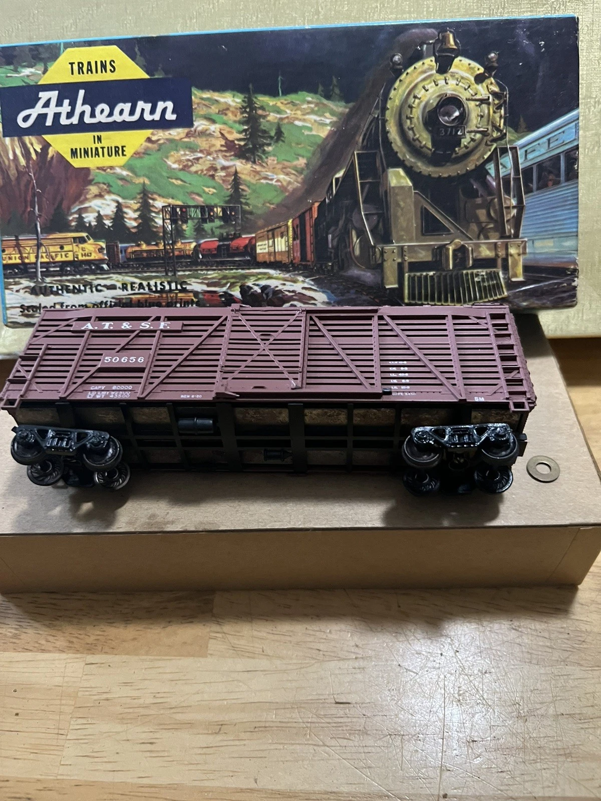 ATH-1776 HO SANTA FE STOCK CAR KIT