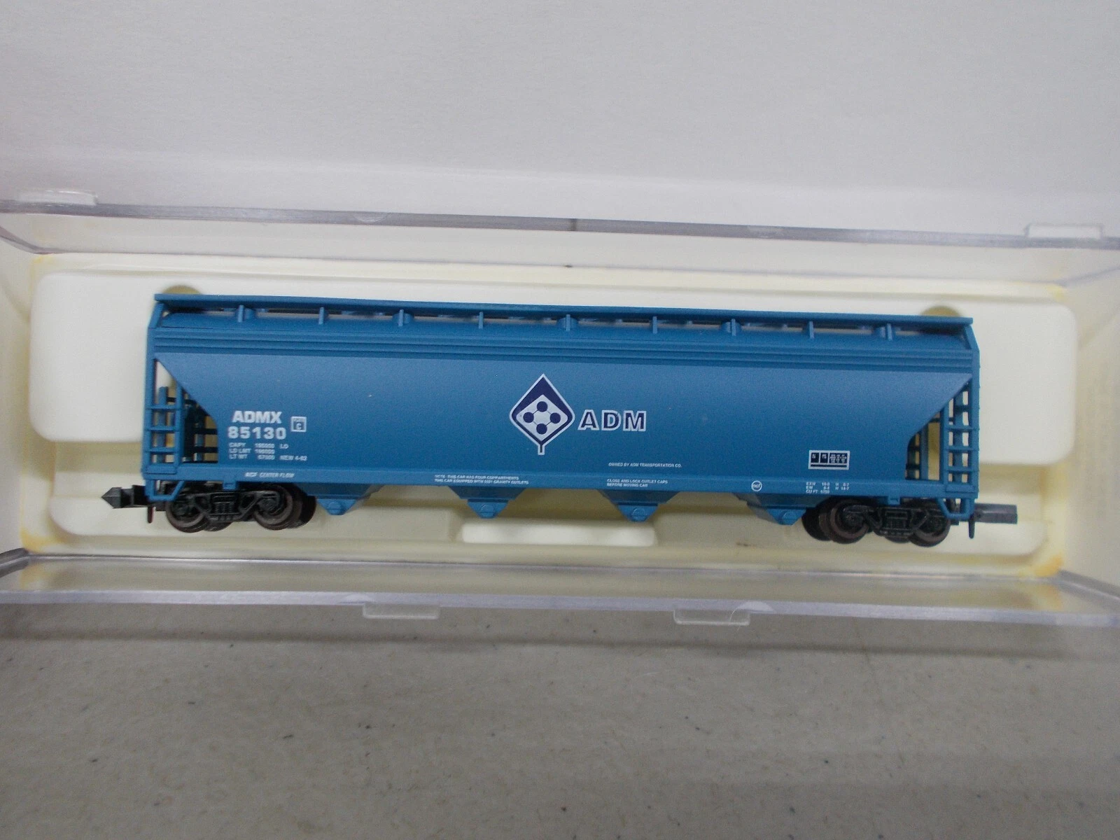 JNJ-9313-1 N ADM # 85027 54' 4 BAYACF CENTERFLOW HOPPER [ USED]