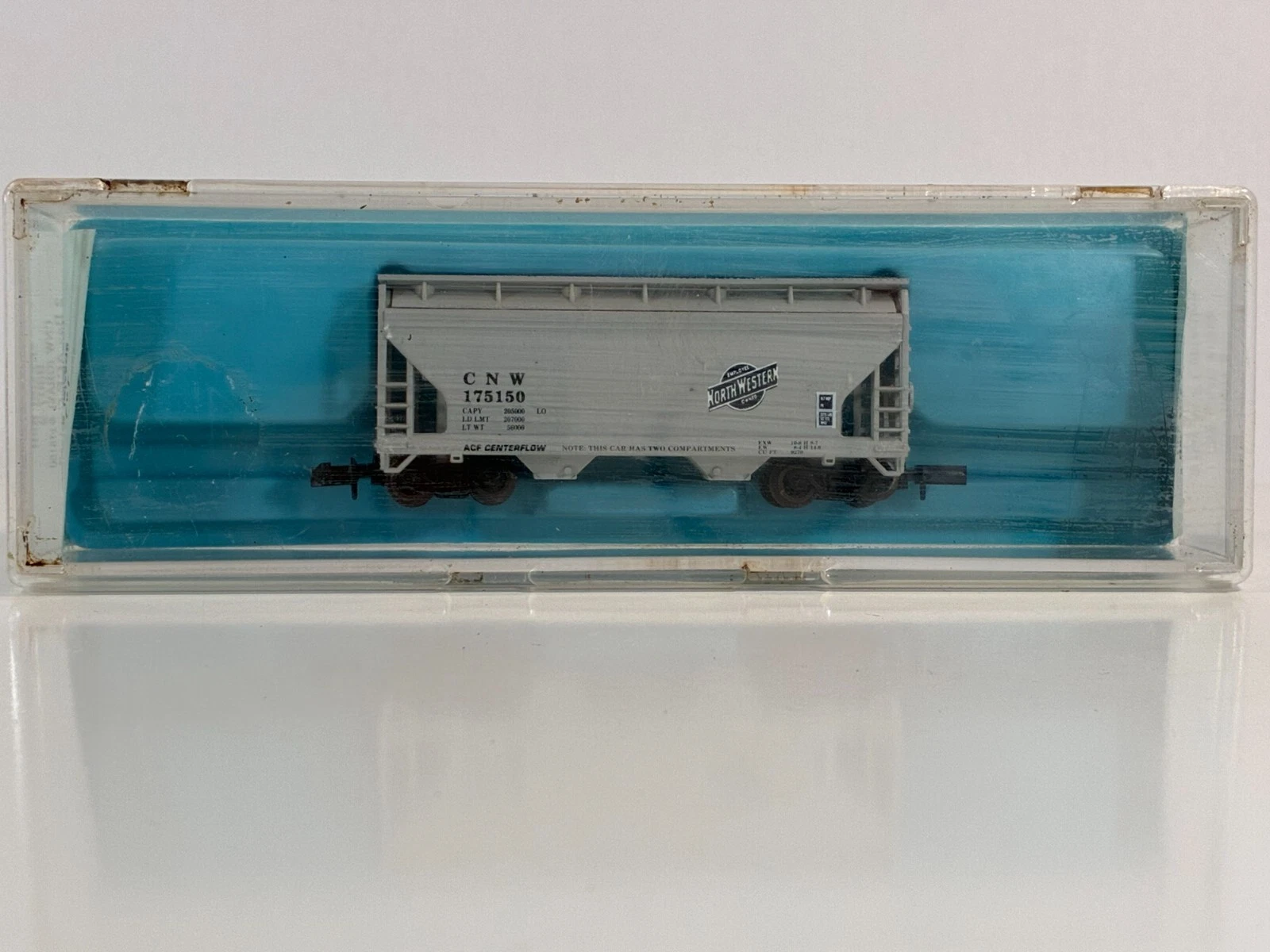 JNJ9307-1 N CNW # 175147 2BAY ACF CENTERFLOW HOPPER [USED]