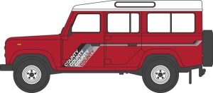 553-NDEF018 N LAND ROVER DEFENDER HARDTOP [MASAI RED]